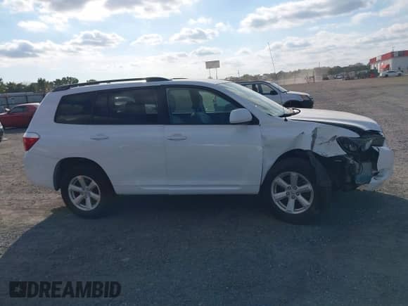 2008 Toyota Highlander with VIN JTEDS41A882067936, listed as a IAAI auction lot 43398086 with 102,139 mi miles and . Bid and sale history available at DreamBid. Image 14.