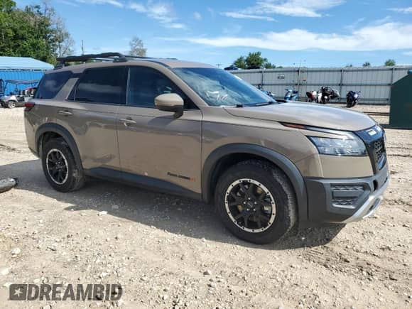 2023 Nissan Pathfinder Rock Creek с VIN 5N1DR3BD5PC228749, выставлен на аукционе Copart как лот 67546195 с пробегом 39 806 миль миль и Списание • Salvage title. История ставок и продаж доступна на DreamBid. Изображение 4.