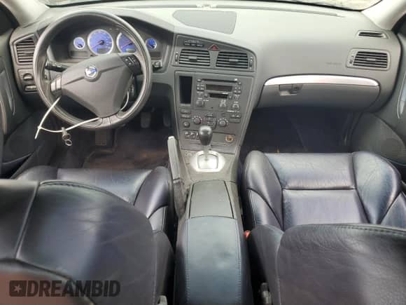 2004 Volvo S60 R с VIN YV1RH52Y442343785, выставлен на аукционе Copart как лот 60989175 с пробегом 166 221 миль миль и Списание • Salvage title. История ставок и продаж доступна на DreamBid. Изображение 8.