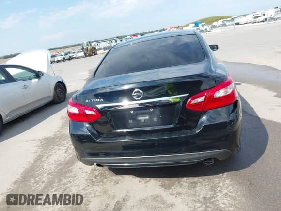 2016 Nissan Altima SR с VIN 1N4AL3AP7GN338104, выставлен на аукционе IAAI как лот 43282784 с пробегом 144 774 миль миль и . История ставок и продаж доступна на DreamBid. Изображение 16.