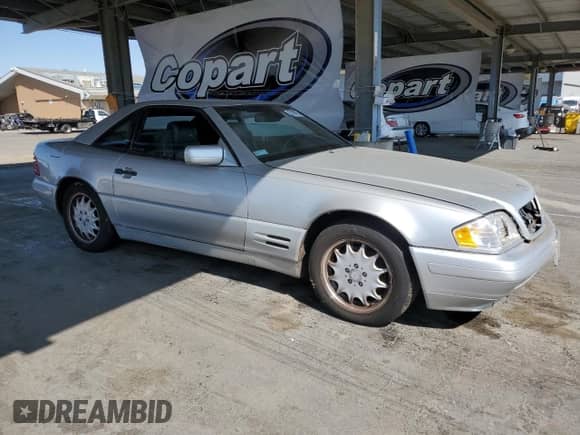 1997 Mercedes-Benz SL 500 с VIN WDBFA63F4VF151940, выставлен на аукционе Copart как лот 62199725 с пробегом 145 084 миль миль и Чистый • Clean title. История ставок и продаж доступна на DreamBid. Изображение 4.