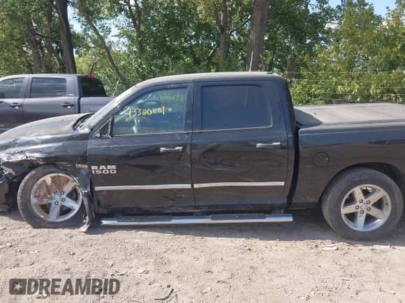 2017 Ram 1500 Express with VIN 1C6RR7KT2HS625553, listed as a IAAI auction lot 43320881 with 111,263 mi miles and . Bid and sale history available at DreamBid. Image 14.