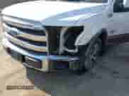 2015 Ford F-150 XLT z VIN 1FTEW1EG1FFA47818, wystawiony jako IAAI lot #41716884 z przebiegiem 113 192 mil mil oraz . Historia ofert i sprzedaży dostępna na DreamBid. Obrazek 6.