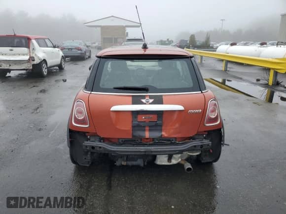 2013 MINI Hardtop with VIN WMWSU3C58DT545841, listed as a Copart auction lot 54144755 with 163,411 mi miles and Clean title. Bid and sale history available at DreamBid. Image 6.