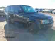 2011 Land Rover Range Rover Sport SC z VIN SALSH2E40BA274863, wystawiony jako IAAI lot #41591339 z przebiegiem 111 280 mil mil oraz . Historia ofert i sprzedaży dostępna na DreamBid. Obrazek 1.