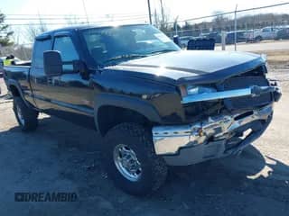 2003 Chevrolet Silverado 2500HD LT с VIN 1GCHK29163E296878, выставлен на аукционе IAAI как лот 41601883 с пробегом 221 263 миль миль и . История ставок и продаж доступна на DreamBid. Изображение 1.