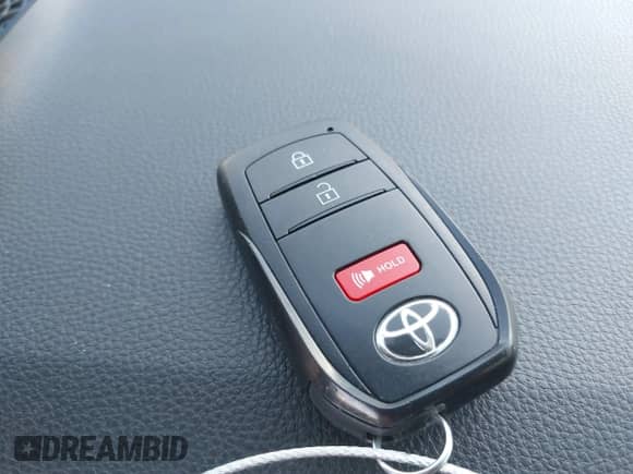 2024 Toyota Tacoma SR5 with VIN 3TYLB5JNXRT041930, listed as a IAAI auction lot 41090783 with 1,237 mi miles and . Bid and sale history available at DreamBid. Image 11.