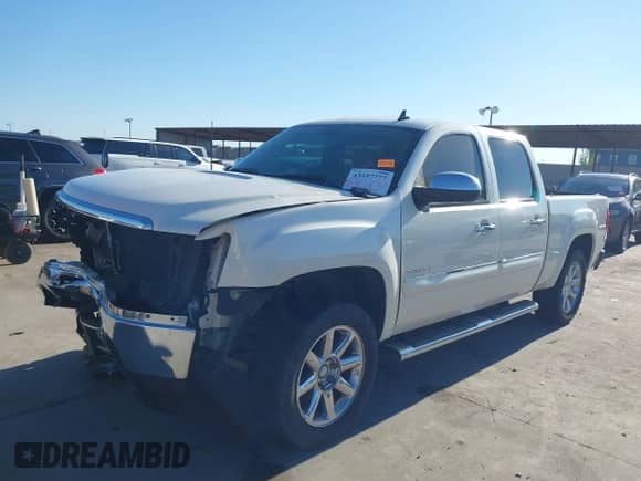 2013 GMC Sierra 1500 Denali z VIN 3GTP2XE24DG345268, wystawiony jako IAAI lot #43357777 z przebiegiem 168 765 mil mil oraz . Historia ofert i sprzedaży dostępna na DreamBid. Obrazek 18.