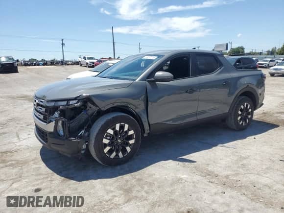 2025 Hyundai Santa Cruz SE with VIN 5NTJA4DE3SH145569, listed as a Copart auction lot 66457215 with 4,534 mi miles and Salvage title. Bid and sale history available at DreamBid. Image 1.
