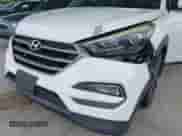 2016 Hyundai Tucson Sport z VIN KM8J33A20GU074997, wystawiony jako IAAI lot #42561869 z przebiegiem 113 816 mil mil oraz . Historia ofert i sprzedaży dostępna na DreamBid. Obrazek 6.