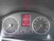 2009 Volkswagen Tiguan S с VIN WVGAV75N69W002294, выставлен на аукционе IAAI как лот 43149013 с пробегом 109 635 миль миль и . История ставок и продаж доступна на DreamBid. Изображение 7.