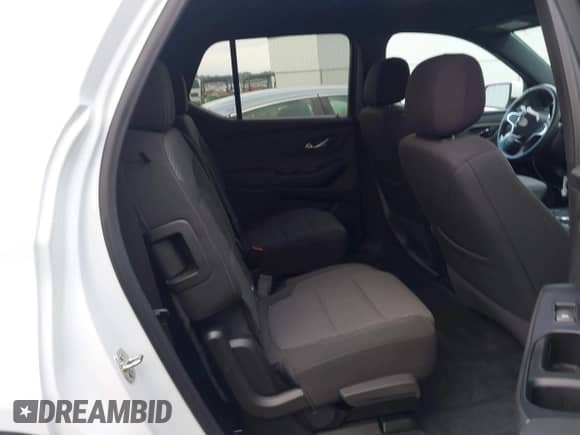 2023 Chevrolet Traverse LT Cloth z VIN 1GNERGKW3PJ209041, wystawiony jako IAAI lot #42796370 z przebiegiem 36 805 mil mil oraz . Historia ofert i sprzedaży dostępna na DreamBid. Obrazek 8.