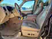 2008 Ford Explorer Eddie Bauer z VIN 1FMEU74E98UA97806, wystawiony jako Copart lot #87465715 z przebiegiem 187 772 mil mil oraz Szkoda całkowita • Salvage title. Historia ofert i sprzedaży dostępna na DreamBid. Obrazek 7.