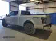 2015 Ford F-150 XLT z VIN 1FTEX1EP8FFD05622, wystawiony jako Copart lot #87402935 z przebiegiem 127 212 mil mil oraz Czysty tytuł • Clean title. Historia ofert i sprzedaży dostępna na DreamBid. Obrazek 2.