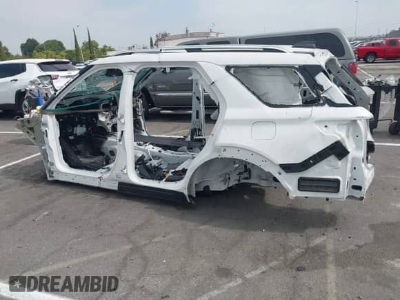 2025 Ford Explorer with VIN 1FMWK7HC1SGA65781, listed as a IAAI auction lot 42586897 with Not provided miles and . Bid and sale history available at DreamBid. Image 14.