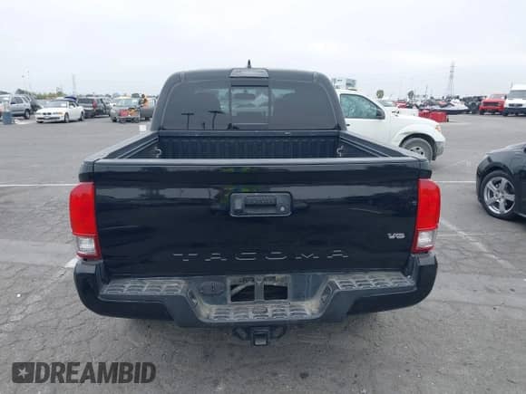 2017 Toyota Tacoma SR5 with VIN 3TMAZ5CN4HM047698, listed as a IAAI auction lot 42465382 with 132,297 mi miles and . Bid and sale history available at DreamBid. Image 17.