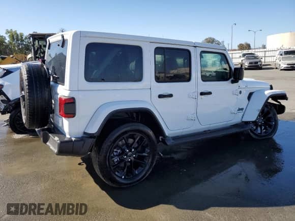 2025 Jeep Wrangler Sahara with VIN 1C4RJXP6XSW579389, listed as a Copart auction lot 82042905 with 11,393 mi miles and Clean title. Bid and sale history available at DreamBid. Image 3.