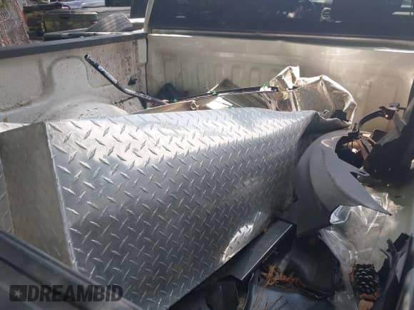 2011 Ford F-150 XL с VIN 1FTEW1CM8BFC69498, выставлен на аукционе IAAI как лот 42315518 с пробегом Не указан миль и . История ставок и продаж доступна на DreamBid. Изображение 18.