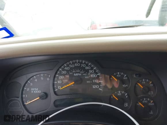 2005 GMC Sierra 1500 SLE with VIN 2GTEK13T151337526, listed as a IAAI auction lot 42642188 with Not provided miles and . Bid and sale history available at DreamBid. Image 7.