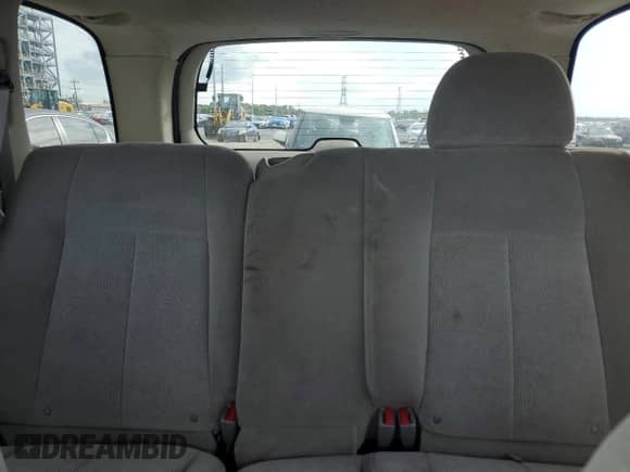 2005 Chevrolet TrailBlazer LS с VIN 1GNDS13S352155059, выставлен на аукционе Copart как лот 61207175 с пробегом Не указан миль и Списание • Salvage title. История ставок и продаж доступна на DreamBid. Изображение 10.