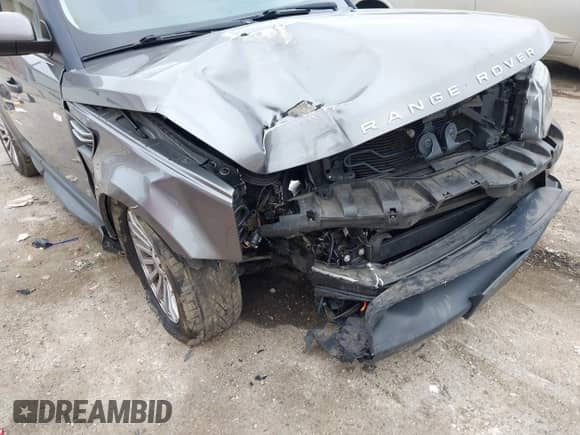 2010 Land Rover Range Rover Sport HSE with VIN SALSF2D48AA232852, listed as a IAAI auction lot 42824851 with 177,375 mi miles and . Bid and sale history available at DreamBid. Image 6.