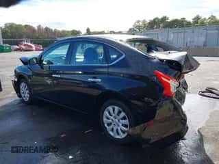 2019 Nissan Sentra S с VIN 3N1AB7AP0KY276337, выставлен на аукционе IAAI как лот 43392629 с пробегом 56 012 миль миль и . История ставок и продаж доступна на DreamBid. Изображение 3.