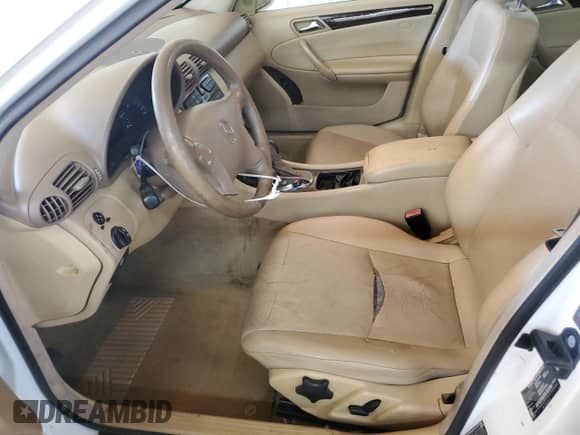 2002 Mercedes-Benz C 230/260/280/320 с VIN WDBRF61JX2F172972, выставлен на аукционе Copart как лот 81625725 с пробегом 206 492 миль миль и Списание • Salvage title. История ставок и продаж доступна на DreamBid. Изображение 7.