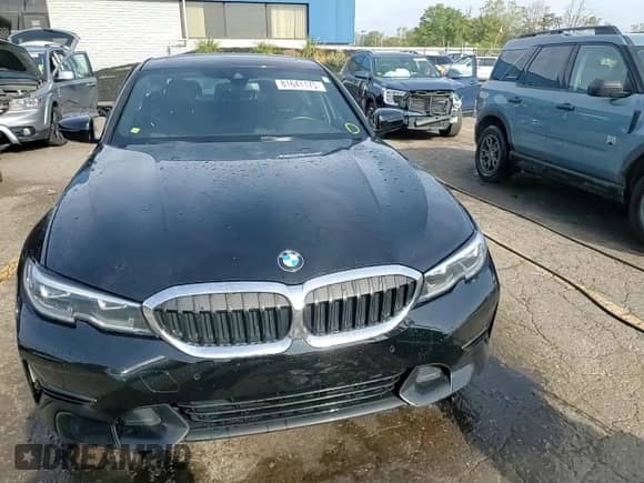 2021 BMW 3 Series 330i xDrive with VIN 3MW5R7J0XM8B88151, listed as a Copart auction lot 81641175 with 43,075 mi miles and Salvage title. Bid and sale history available at DreamBid. Image 13.