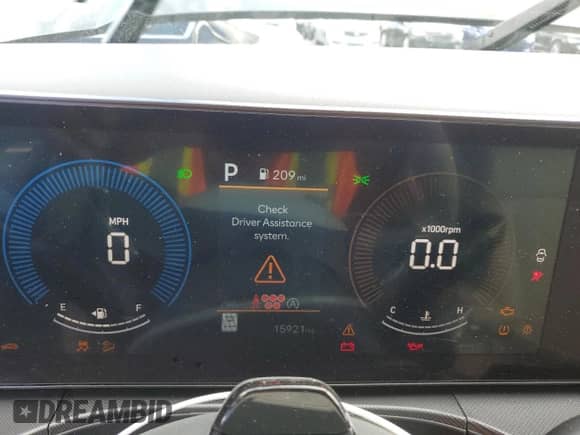 2024 Hyundai Santa Fe SEL с VIN 5NMP24GL7RH020517, выставлен на аукционе Copart как лот 70862564 с пробегом 15 921 миль миль и Списание • Salvage title. История ставок и продаж доступна на DreamBid. Изображение 9.