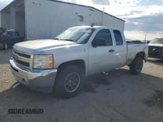 2013 Chevrolet Silverado 1500 LT с VIN 1GCRKSEA1DZ326115, выставлен на аукционе Copart как лот 89733465 с пробегом 119 956 миль миль и Чистый • Clean title. История ставок и продаж доступна на DreamBid. Изображение 1.