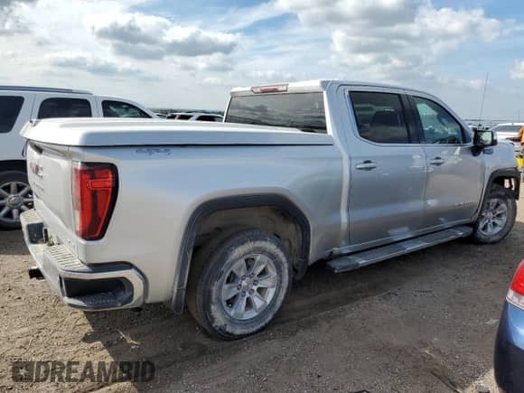 2019 GMC Sierra 1500 SLE z VIN 3GTU9BED7KG255905, wystawiony jako Copart lot #70749295 z przebiegiem Nie podano mil oraz Szkoda całkowita • Salvage title. Historia ofert i sprzedaży dostępna na DreamBid. Obrazek 3.