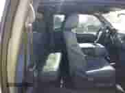 2013 Ford F-250 XL z VIN 1FT7X2A67DEA46863, wystawiony jako IAAI lot #43022358 z przebiegiem 231 080 mil mil oraz . Historia ofert i sprzedaży dostępna na DreamBid. Obrazek 8.