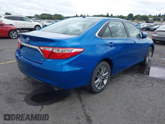 2017 Toyota Camry XLE with VIN 4T1BF1FKXHU694654, listed as a IAAI auction lot 42927658 with 29,020 mi miles and . Bid and sale history available at DreamBid. Image 4.