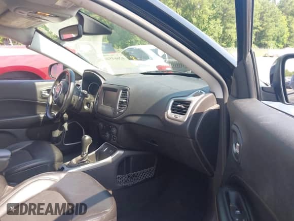 2019 Jeep Compass Latitude с VIN 3C4NJCBB8KT616313, выставлен на аукционе IAAI как лот 42664546 с пробегом 97 866 миль миль и . История ставок и продаж доступна на DreamBid. Изображение 5.