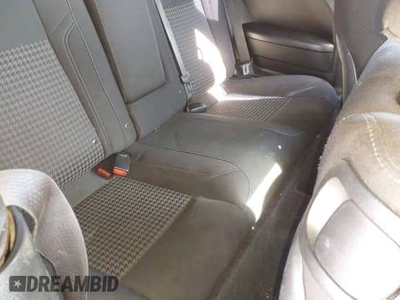 2015 Dodge Challenger SXT с VIN 2C3CDZAG3FH739860, выставлен на аукционе IAAI как лот 41633204 с пробегом 87 442 миль миль и . История ставок и продаж доступна на DreamBid. Изображение 8.