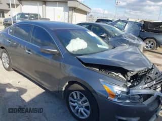 2015 Nissan Altima S z VIN 1N4AL3AP8FC238362, wystawiony jako IAAI lot #43432285 z przebiegiem 205 086 mil mil oraz . Historia ofert i sprzedaży dostępna na DreamBid. Obrazek 1.