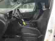 2017 Chevrolet Trax LT z VIN 3GNCJPSB5HL287519, wystawiony jako Copart lot #67406915 z przebiegiem 119 908 mil mil oraz Szkoda całkowita • Salvage title. Historia ofert i sprzedaży dostępna na DreamBid. Obrazek 7.