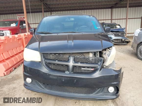 2012 Dodge Grand Caravan R/T z VIN 2C4RDGEG8CR320235, wystawiony jako IAAI lot #42402709 z przebiegiem 142 116 mil mil oraz . Historia ofert i sprzedaży dostępna na DreamBid. Obrazek 11.