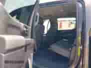 2020 Chevrolet Silverado 1500 Custom z VIN 1GCPWBEK0LZ157613, wystawiony jako IAAI lot #43247346 z przebiegiem 155 094 mil mil oraz . Historia ofert i sprzedaży dostępna na DreamBid. Obrazek 8.