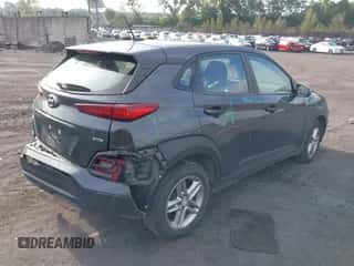 2021 Hyundai Kona SE with VIN KM8K1CAA1MU611499, listed as a IAAI auction lot 43105604 with 111,209 mi miles and . Bid and sale history available at DreamBid. Image 4.