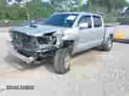 2010 Toyota Tacoma PreRunner z VIN 3TMJU4GN0AM095417, wystawiony jako IAAI lot #42834140 z przebiegiem 166 741 mil mil oraz . Historia ofert i sprzedaży dostępna na DreamBid. Obrazek 2.