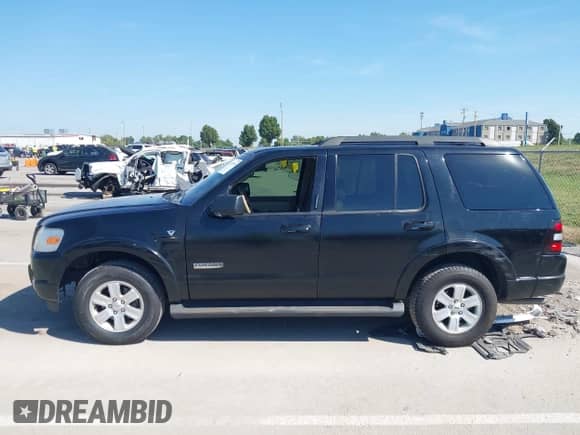 2008 Ford Explorer XLT с VIN 1FMEU73818UB11497, выставлен на аукционе IAAI как лот 43121990 с пробегом 129 934 миль миль и . История ставок и продаж доступна на DreamBid. Изображение 6.