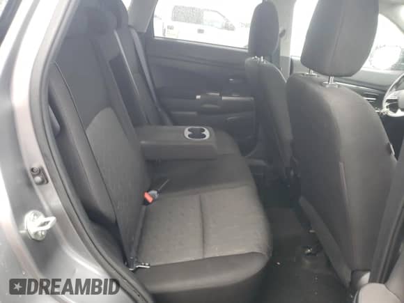 2021 Mitsubishi Outlander ES z VIN JA4ARUAU4MU020344, wystawiony jako Copart lot #69346195 z przebiegiem 120 957 mil mil oraz Szkoda całkowita • Salvage title. Historia ofert i sprzedaży dostępna na DreamBid. Obrazek 10.