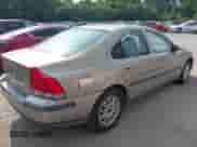 2004 Volvo S60 с VIN YV1RS61T342329485, выставлен на аукционе IAAI как лот 42874433 с пробегом 139 059 миль миль и . История ставок и продаж доступна на DreamBid. Изображение 4.