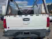 2011 Chevrolet Silverado 2500HD LT z VIN 1GC1KXC89BF229446, wystawiony jako IAAI lot #43020409 z przebiegiem 323 387 mil mil oraz . Historia ofert i sprzedaży dostępna na DreamBid. Obrazek 6.