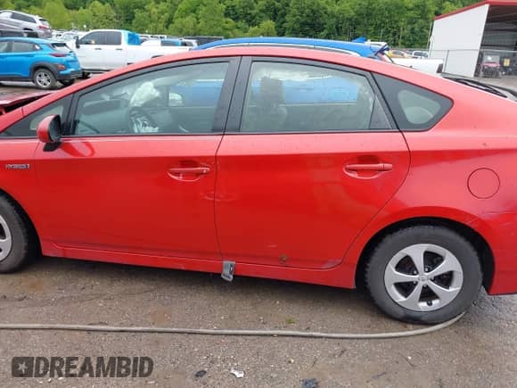 2013 Toyota Prius One with VIN JTDKN3DU3D1626943, listed as a IAAI auction lot 42370616 with 209,417 mi miles and . Bid and sale history available at DreamBid. Image 14.