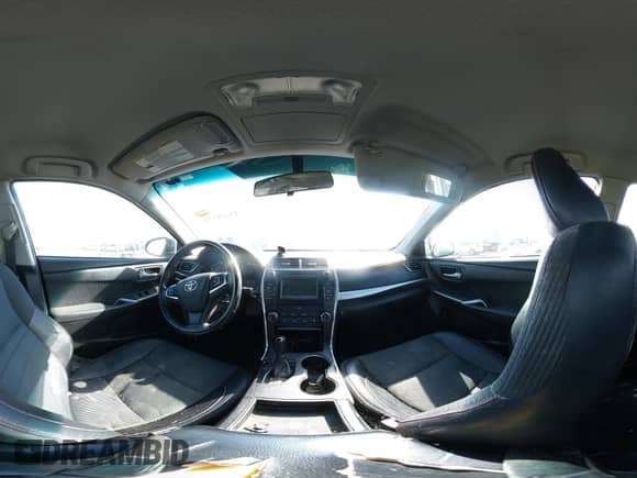 2017 Toyota Camry LE z VIN 4T1BF1FK6HU675115, wystawiony jako IAAI lot #43438373 z przebiegiem 194 887 mil mil oraz . Historia ofert i sprzedaży dostępna na DreamBid. Obrazek 20.