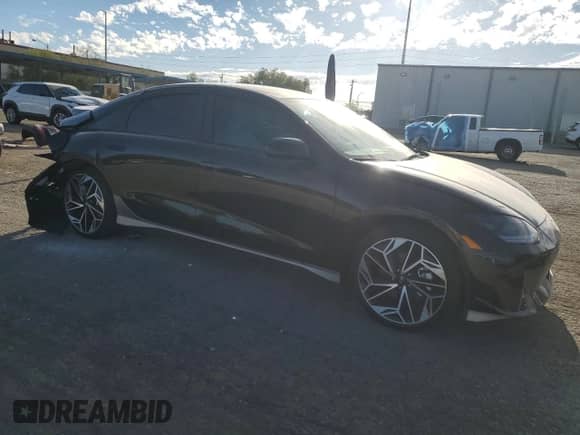 2024 Hyundai Ioniq 6 SEL с VIN KMHM34AA0RA077235, выставлен на аукционе Copart как лот 72574204 с пробегом 5 315 миль миль и Списание • Salvage title. История ставок и продаж доступна на DreamBid. Изображение 4.
