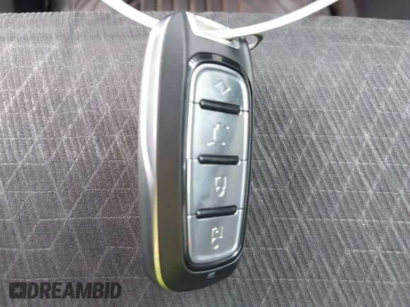 2016 Hyundai Tucson Sport с VIN KM8J33A28GU052424, выставлен на аукционе IAAI как лот 43330505 с пробегом 108 289 миль миль и . История ставок и продаж доступна на DreamBid. Изображение 11.