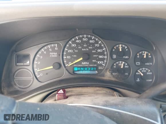 1999 Chevrolet Silverado 1500 LT with VIN 1GCEK14T8XE115517, listed as a IAAI auction lot 42094504 with 183,583 mi miles and . Bid and sale history available at DreamBid. Image 7.